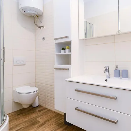 Apartman Zara *