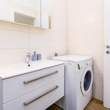 Apartment Apartman Zara Opatija
